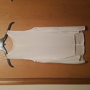 White Small Sleeveless Flowy Blouse